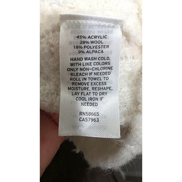 Treasure & Bond Ivory Cozy Boucle Button-Up Cardigan Sweater L Soft Textured Kni - Picture 7 of 7